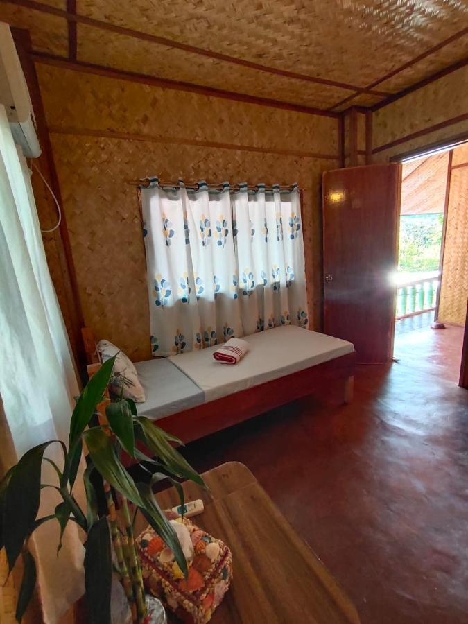 Purple Homestay Hillside Coron Exterior foto